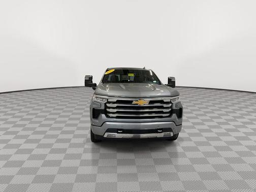 Sterling Gray Metallic 2025 Chevrolet Silverado 1500 High Country