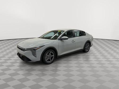 Morning Haze 2025 Kia K4 LXS