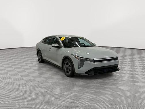 Morning Haze 2025 Kia K4 LXS