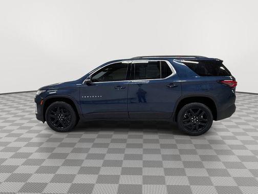 Northsky Blue Metallic 2022 Chevrolet Traverse LT Cloth