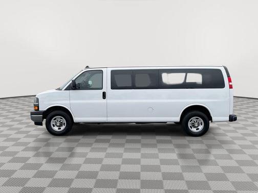 Summit White 2024 Chevrolet Express 3500 RWD 3500 Extended Wheelbase LT