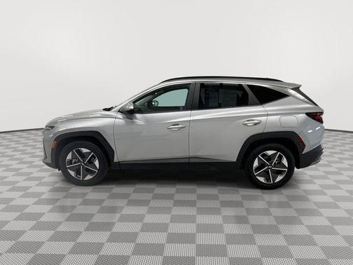 Shimmering Silver 2025 Hyundai TUCSON SEL