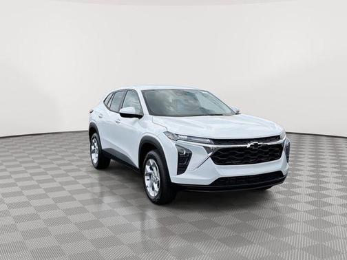 Summit White 2026 Chevrolet Trax LS