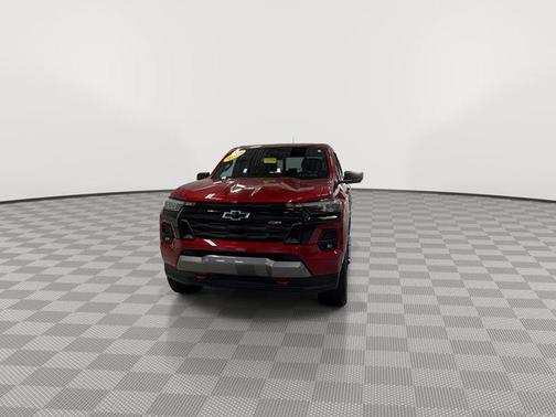 Radiant Red Tintcoat 2025 Chevrolet Colorado Z71