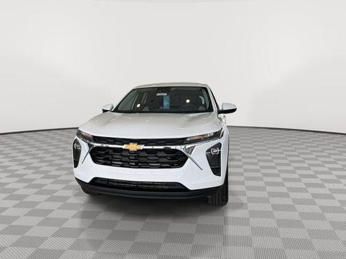 Summit White 2026 Chevrolet Trax LS