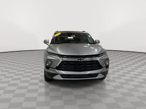 Sterling Gray Metallic 2024 Chevrolet Blazer 2LT