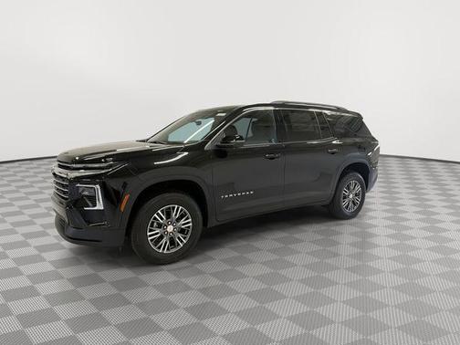 Mosaic Black Metallic 2026 Chevrolet Traverse LT