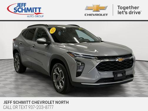 Sterling Gray Metallic 2025 Chevrolet Trax LT