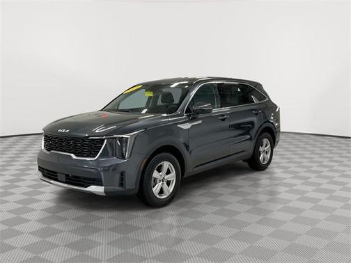 2024 Kia Sorento LX