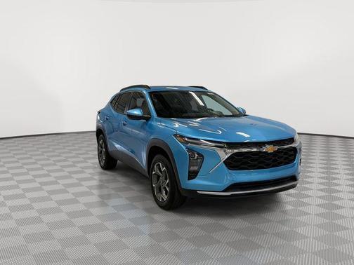 Marina Blue Metallic 2026 Chevrolet Trax LT