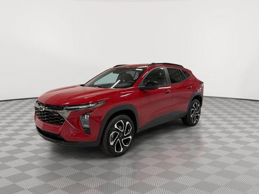 Apex Red 2026 Chevrolet Trax FWD 2RS