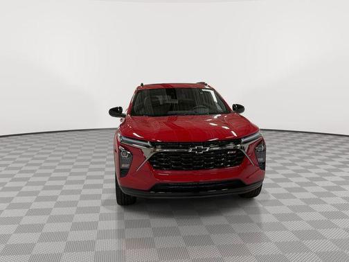 Apex Red 2026 Chevrolet Trax FWD 2RS