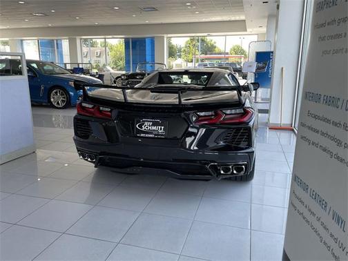 2025 Chevrolet Corvette Stingray w/3LT