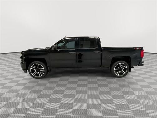 2018 Chevrolet Silverado 1500 Custom