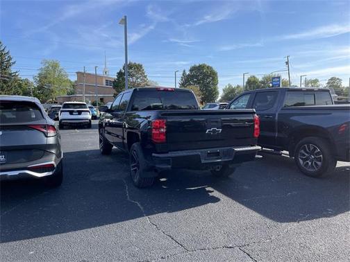 2018 Chevrolet Silverado 1500 Custom
