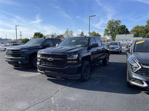 2018 Chevrolet Silverado 1500 Custom