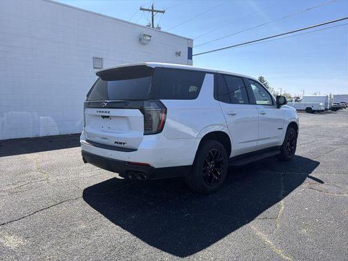 Iridescent Pearl Tricoat 2025 Chevrolet Tahoe 4WD RST