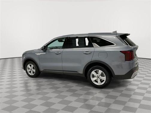 2025 Kia Sorento LX