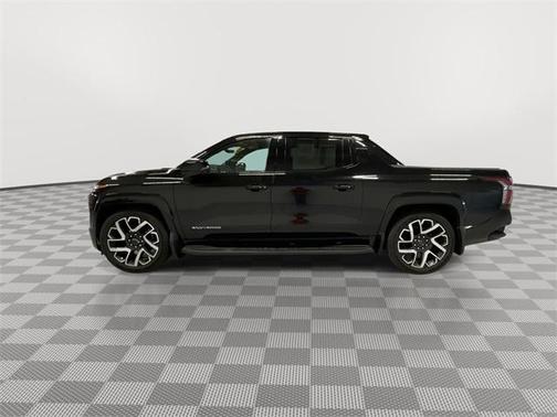 2025 Chevrolet Silverado EV RST
