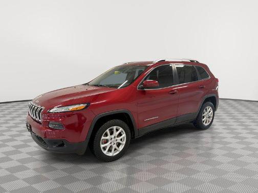 Deep Cherry Red Crystal Pearlcoat 2017 Jeep Cherokee Latitude