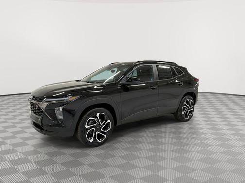 Mosaic Black Metallic 2026 Chevrolet Trax FWD 2RS