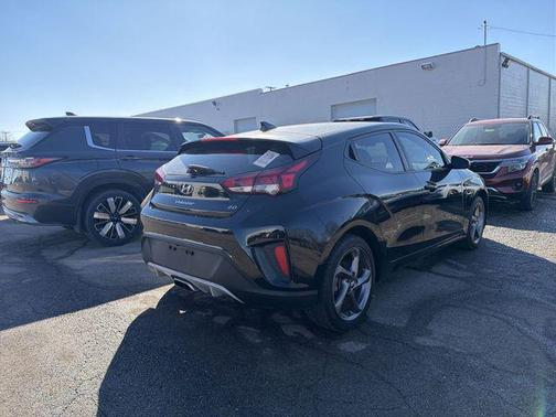 Ultra Black Pearl 2019 Hyundai Veloster 2