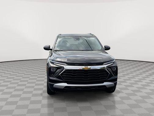 Mosaic Black Metallic 2026 Chevrolet Trailblazer LT