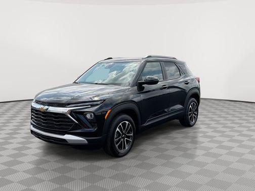 Mosaic Black Metallic 2026 Chevrolet Trailblazer LT