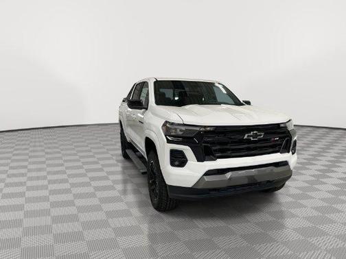 Summit White 2026 Chevrolet Colorado Z71