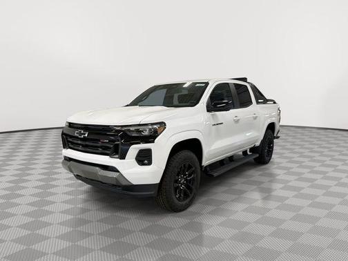 Summit White 2026 Chevrolet Colorado Z71