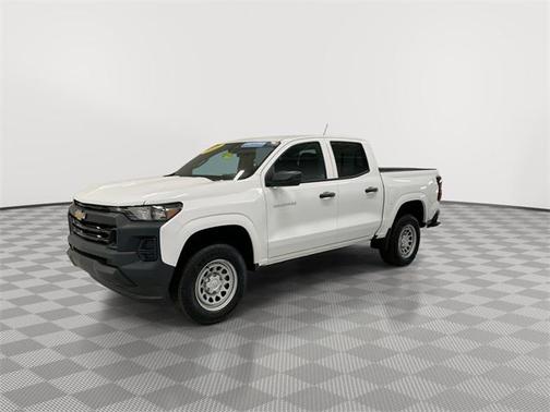 2024 Chevrolet Colorado WT