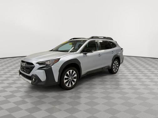 Ice Silver Metallic 2025 Subaru Outback Limited