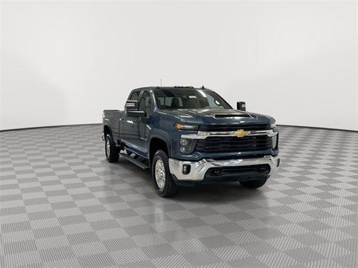 2025 Chevrolet Silverado 3500 LT