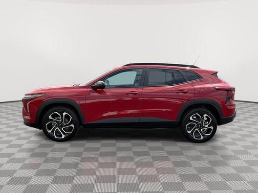 Apex Red 2026 Chevrolet Trax FWD 2RS