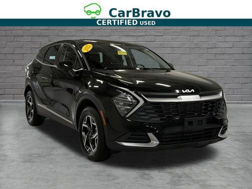 Ebony Black 2025 Kia Sportage LX