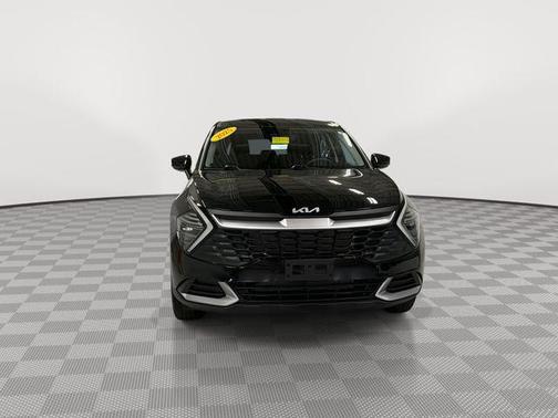 Ebony Black 2025 Kia Sportage LX