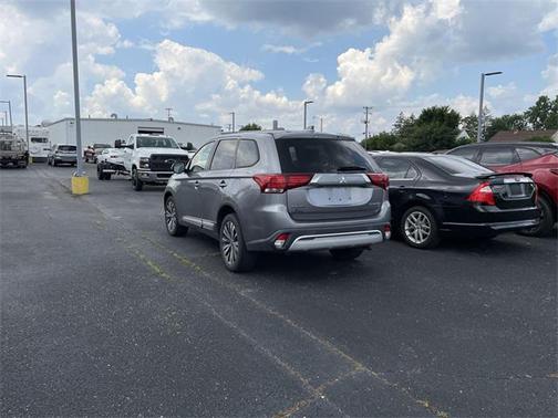 2019 Mitsubishi Outlander SE