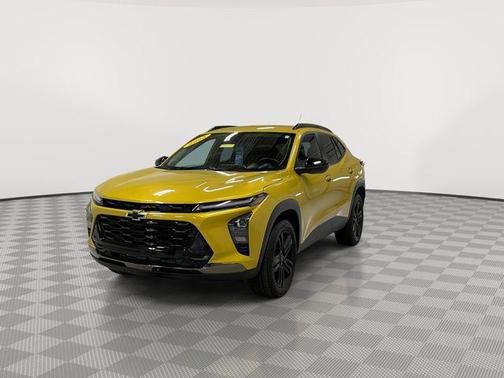 Nitro Yellow Metallic 2025 Chevrolet Trax FWD ACTIV