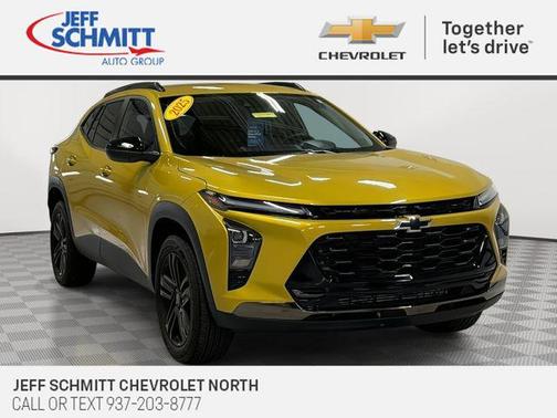 Nitro Yellow Metallic 2025 Chevrolet Trax FWD ACTIV