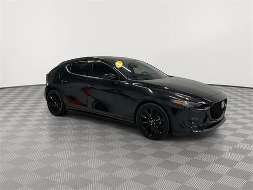 2022 Mazda Mazda3 FWD w/Premium Package
