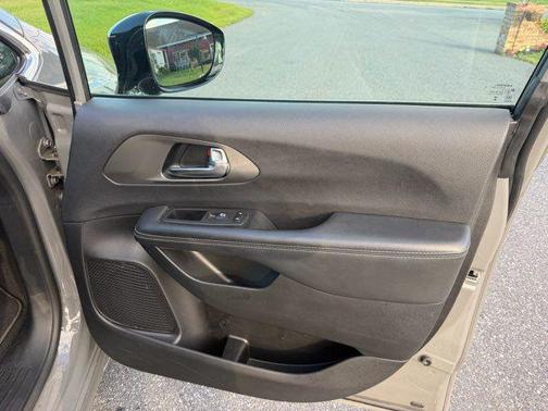 Gray 2025 Chrysler Pacifica L