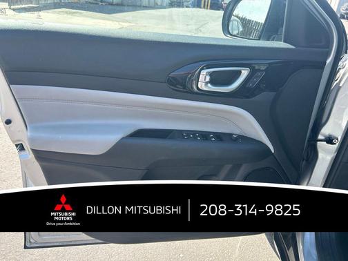 Silver Zynith Metallic Clearcoat 2025 Jeep Compass Limited