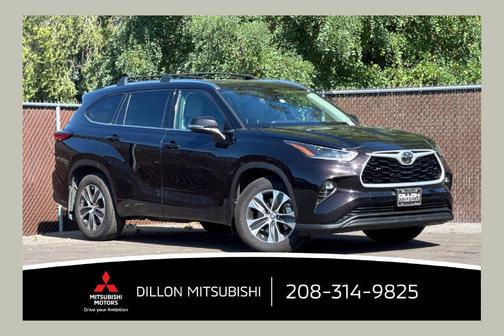 Opulent Amber 2021 Toyota Highlander XLE