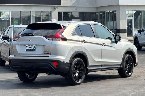 Alloy Silver Metallic 2026 Mitsubishi Eclipse Cross LE