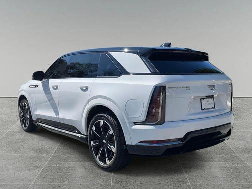 2025 Cadillac Escalade IQ 2