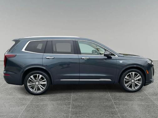 2021 Cadillac XT6 Premium Luxury AWD