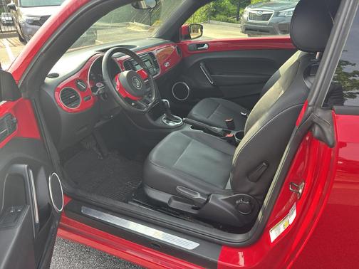 2012 Volkswagen Beetle 2.5L