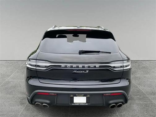 2022 Porsche Macan S