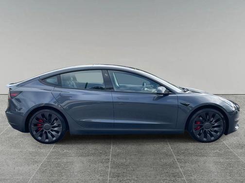2022 Tesla Model 3 Performance