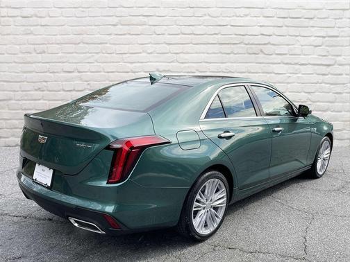 2025 Cadillac CT4 Premium Luxury